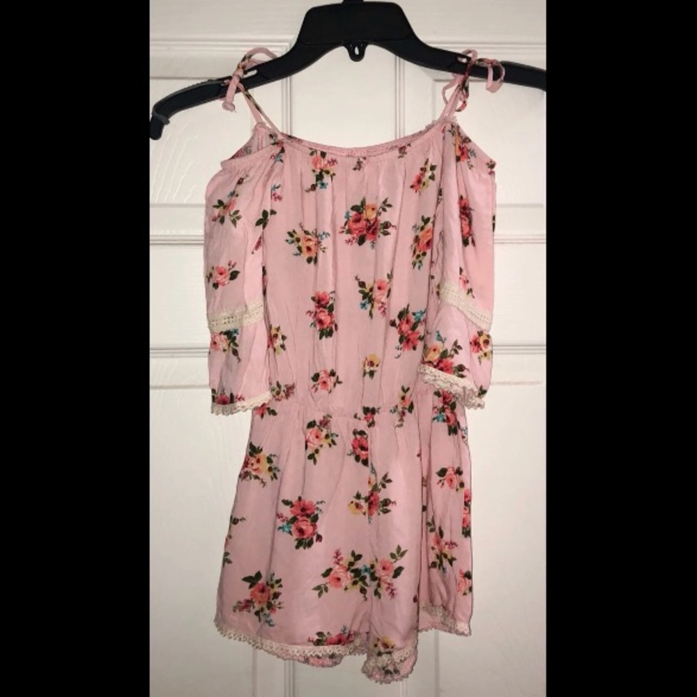 Maya fashion floral romper size 6